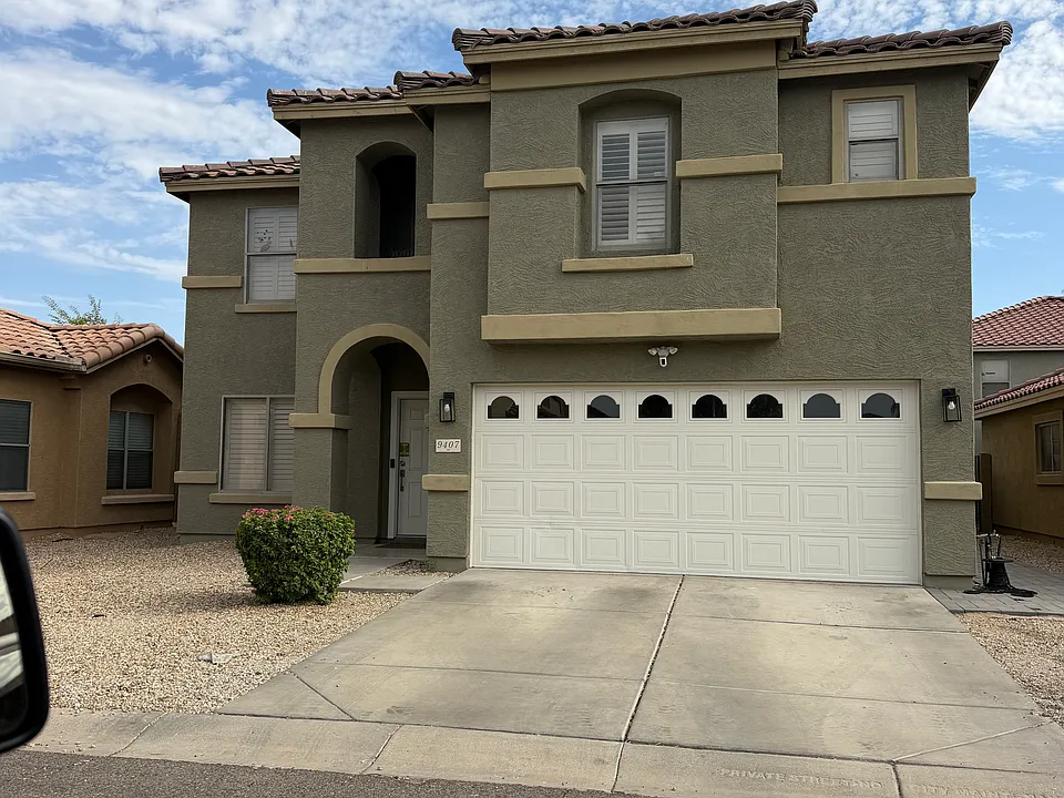 9407 W Terri Lee Dr