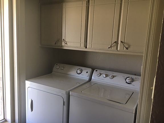 5th image of 1520 Westfield Cir