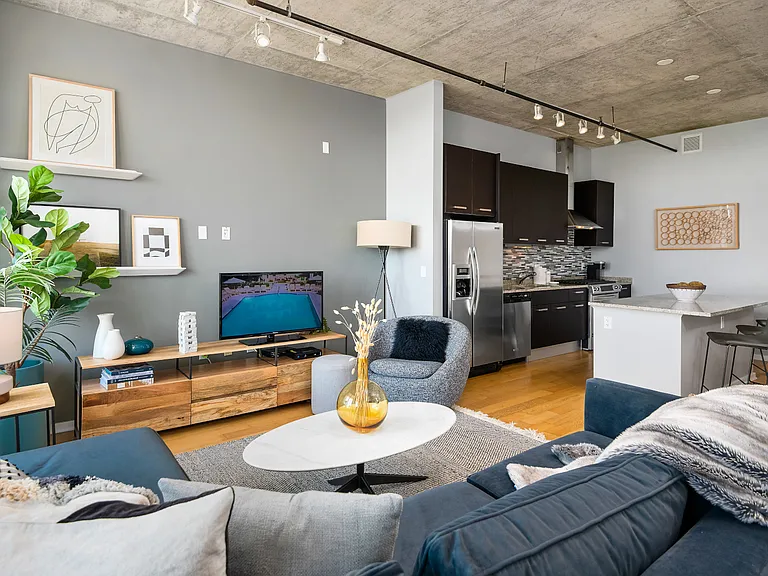 Roosevelt Collection Lofts — Photo 26