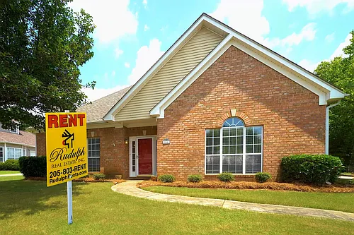 230 Chadwick Ln Photo 1