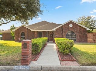 800 Alameda Dr, Mission, TX 78574