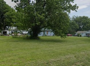 203 N Flint Ave, Bolivar, MO 65613