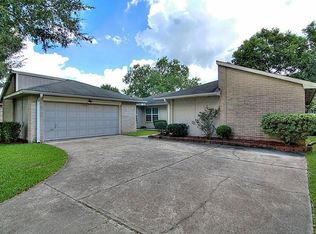 4202 Arapajo St, Baytown, TX 77521