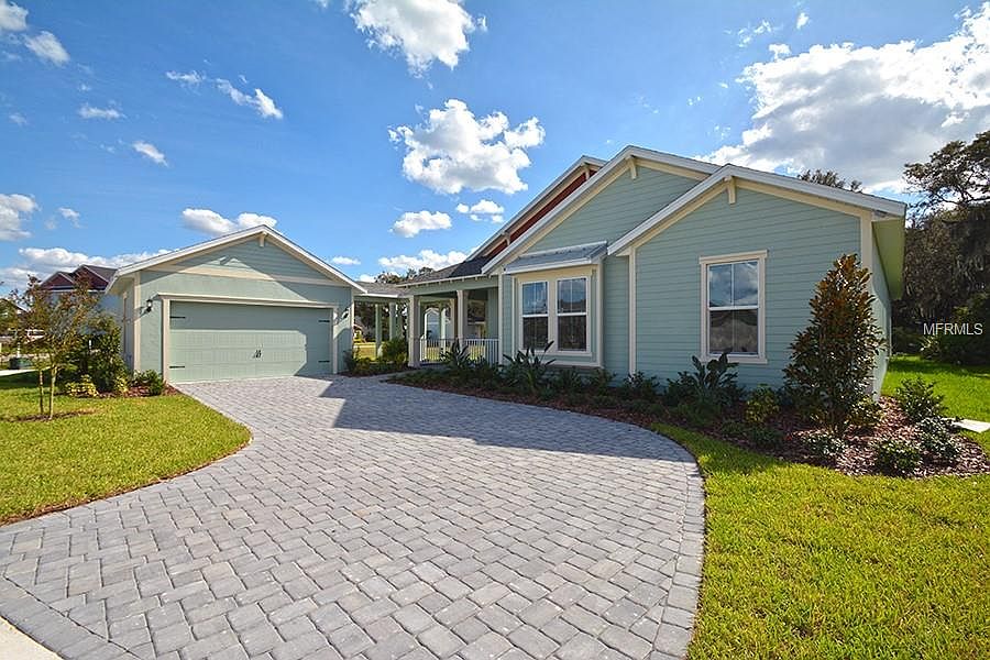 1st image of 13915 Lake Fishhawk Dr