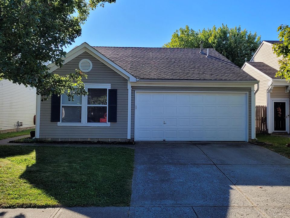 1st image of 4488 Connaught East Dr