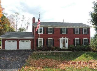 141 Old Castle Point Rd, Wappingers Falls, NY 12590