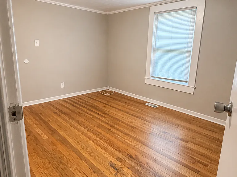 221 Neal St — Photo 15