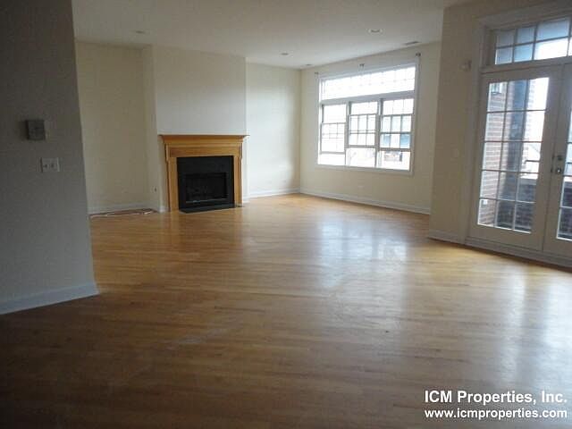 1st image of 1439 W Belmont Ave #4A