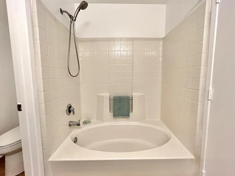 1388 Challis Pl #221-1 — Photo 14