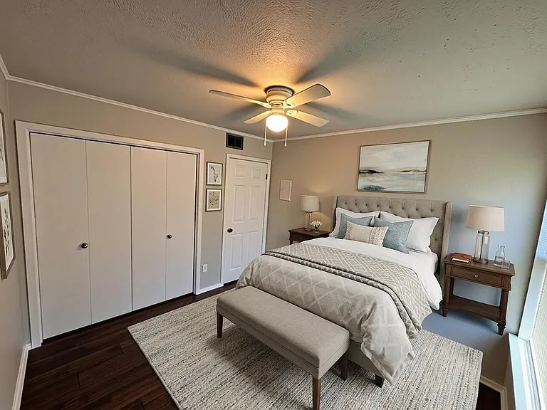 2124 Burton Dr #130 — Photo 1