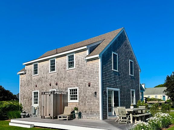 5th image of 8 Sconset Ave