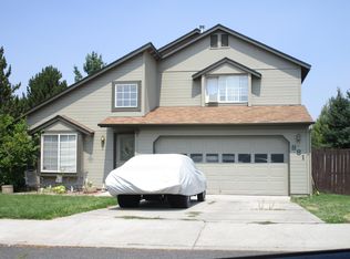 881 NE Locksley Dr, Bend, OR 97701