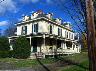 9 Winter St, Houlton, ME 04730