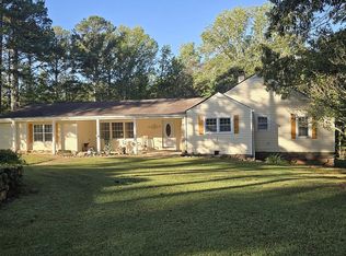 7680 Banks Mill Rd, Douglasville, GA 30135