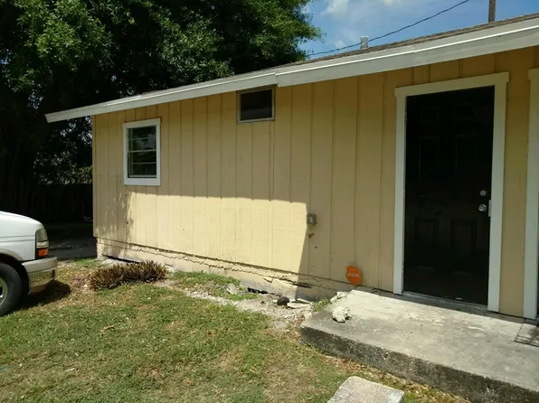 801 SE Avenue F APT 1, Belle Glade, FL 33430