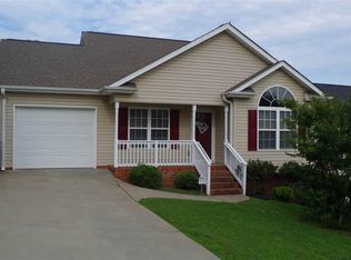 516 Franklin Asberry Ln, Inman, SC 29349