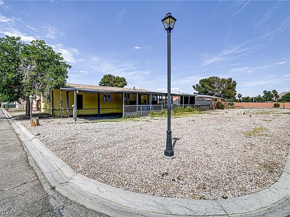 2nd image of 1822 Quintearo St