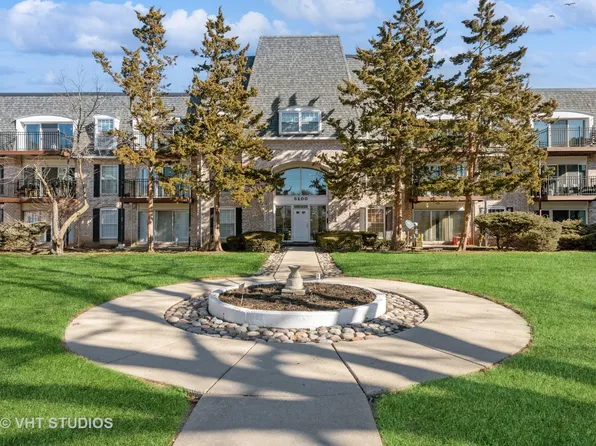5200 Carriageway Dr APT 107, Rolling Meadows, IL 60008