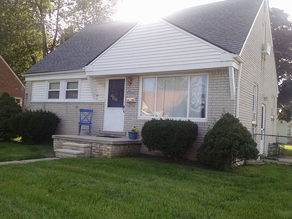 1st image of 25425 Waldorf St