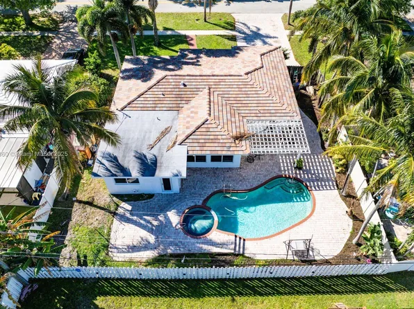 2201 NE 52nd St, Fort Lauderdale, FL 33308