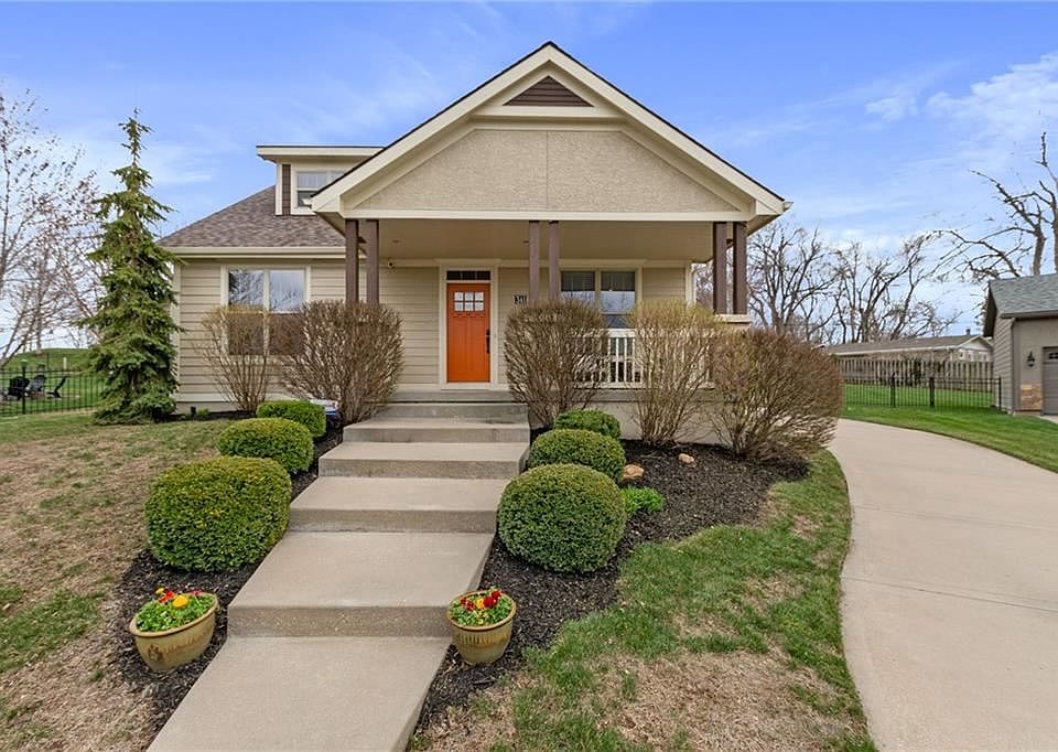 1st image of 341 Cates Ct