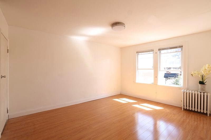 1st image of 645 Willis Ave