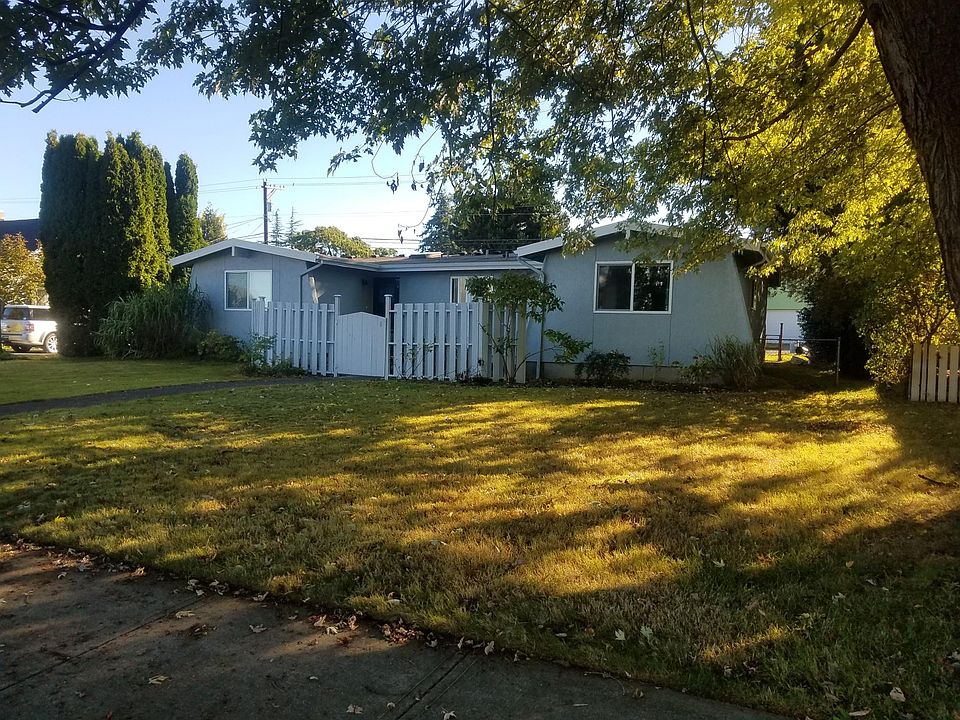 1st image of 1017 Oakes Ave #2