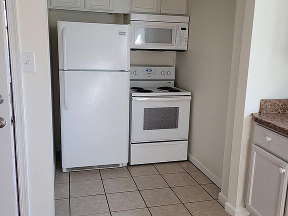 5th image of 181 Cherokee Dr