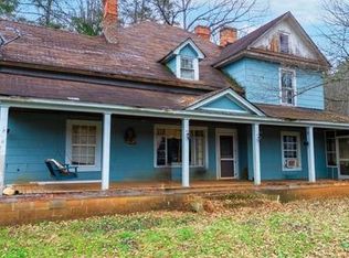 627 Worley Farm Rd, Whittier, NC 28789