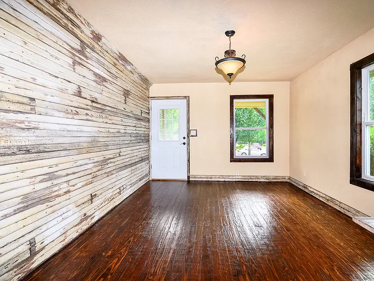 1421 N Cleveland Ave — Photo 8