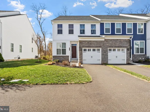 407 Wynstone Ct, Colmar, PA 18915