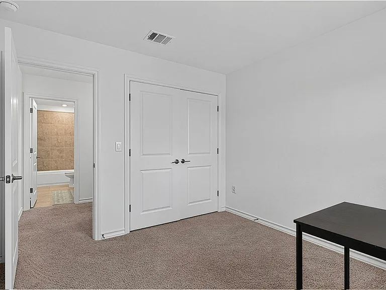 2911 Saint Regis Dr — Photo 26
