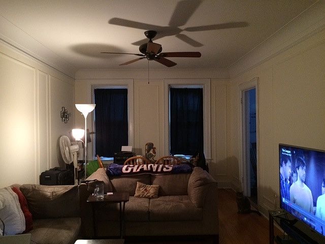 Spacious Living Room/Dining Room