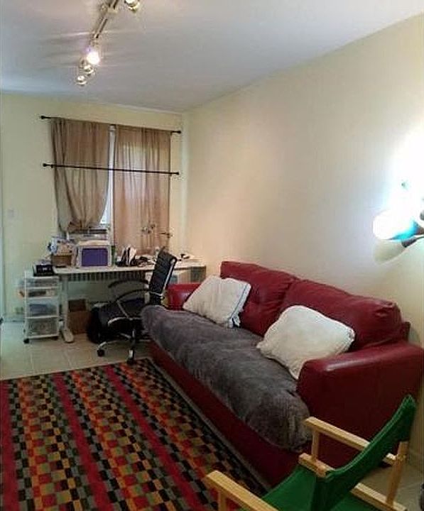 1st image of 10202 Avenue