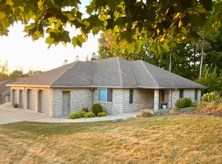 1222 W Sherman Ave #P, Fort Atkinson, WI 53538