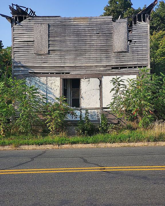 1st image of 14037 E West Ave