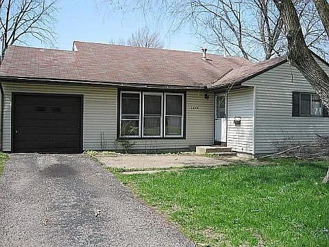 1279 Manfeld Dr photo 1