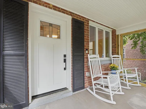 29 N Bedford St, Arlington, VA 22201