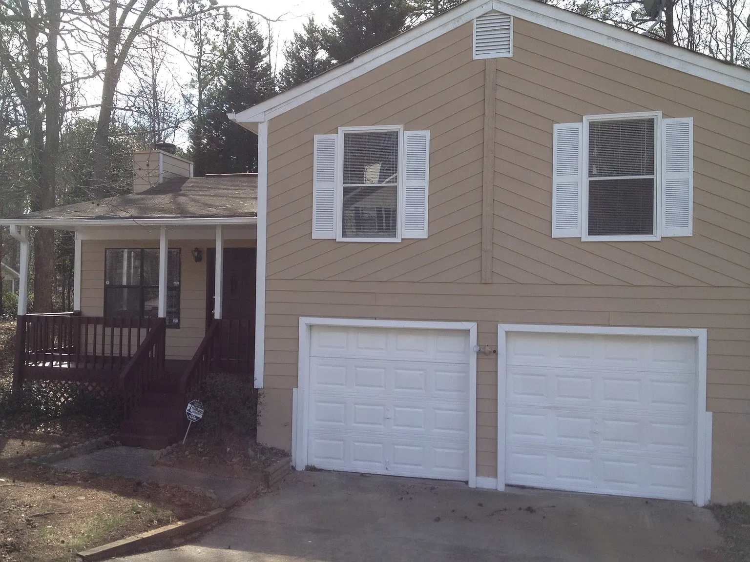 5327 Ridge Forest Dr photo 1