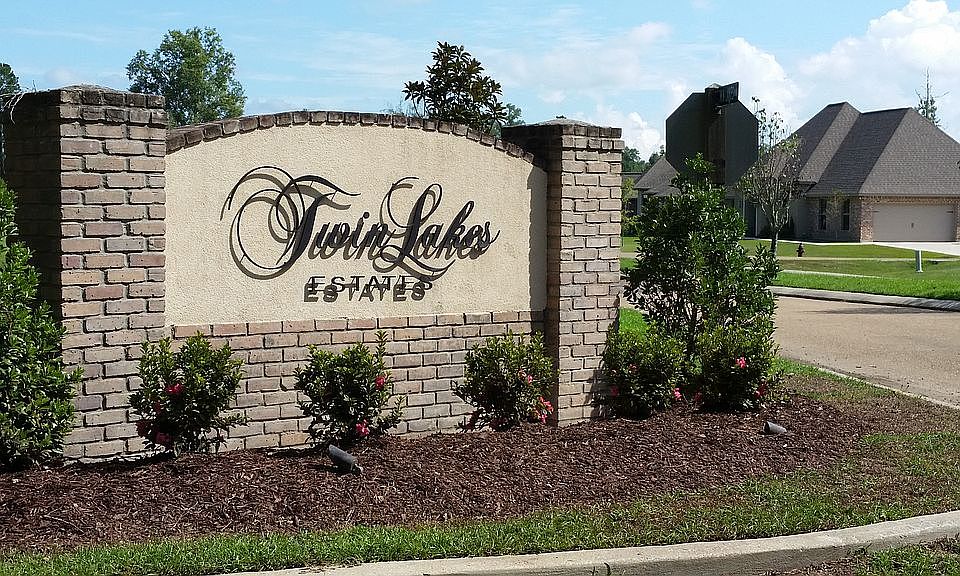 2nd image of Twin Lakes Blvd Lot 72