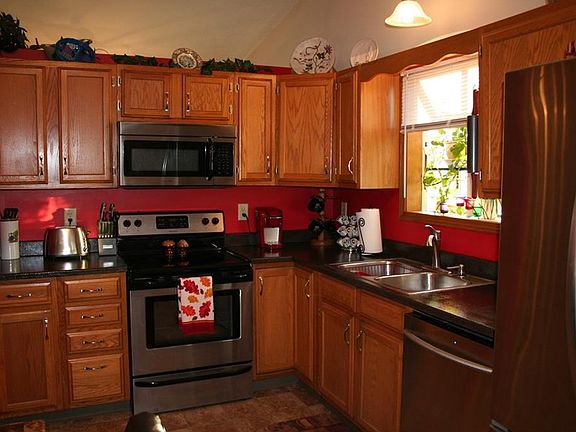 3rd image of 3804 N Lakeside Dr