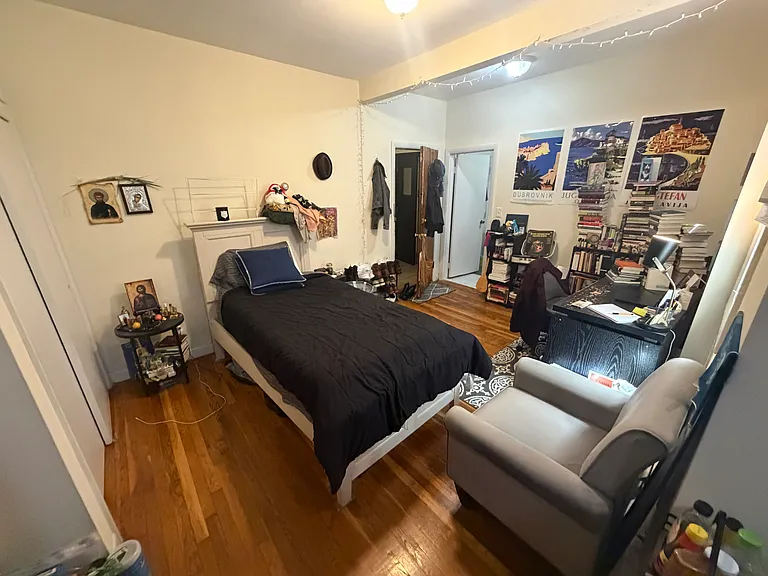 15 University Rd #33B — Photo 1