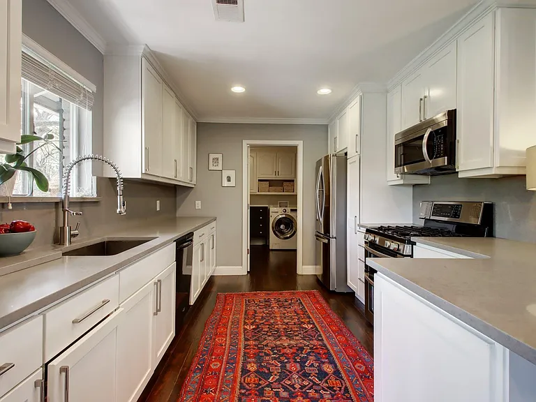 1903 Teakwood Dr — Photo 13