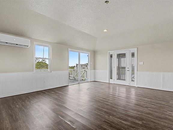 5th image of 11 Chimaera Rd