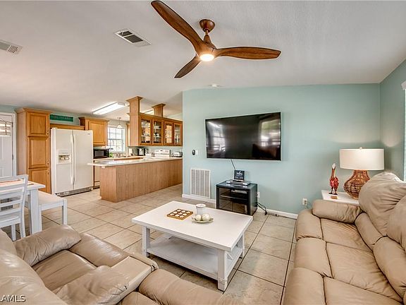 4th image of 3948 Coconut Dr