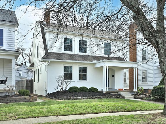 3rd image of 780 Euclaire Ave