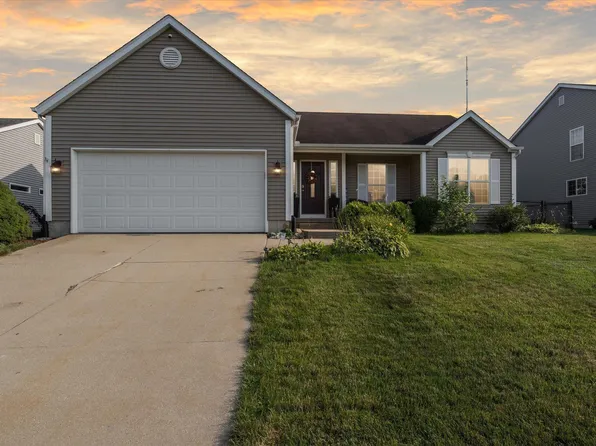 2342 Harwood St, South Bend, IN 46614