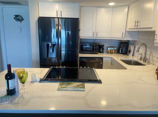 880 Mandalay Ave APT C513, Clearwater, FL 33767