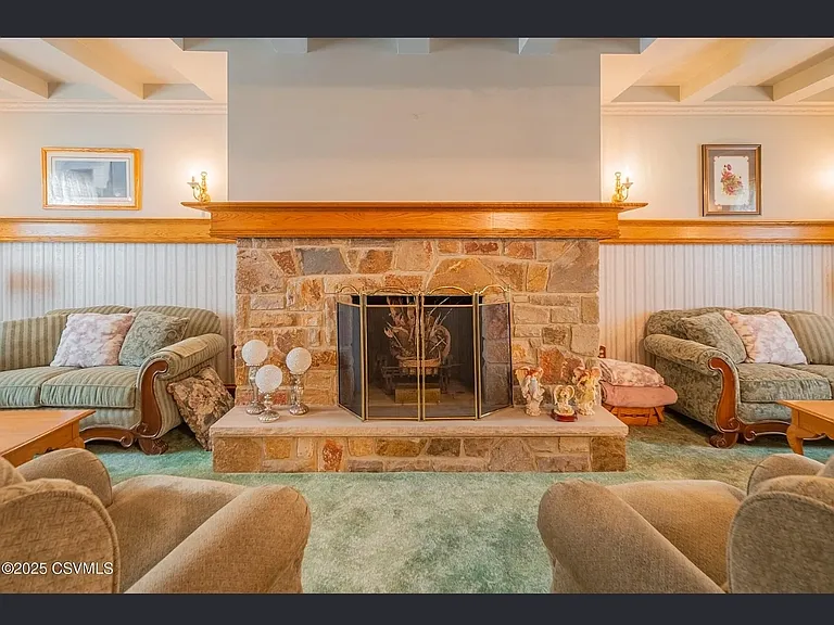 925 N Orange St #925 — Photo 3