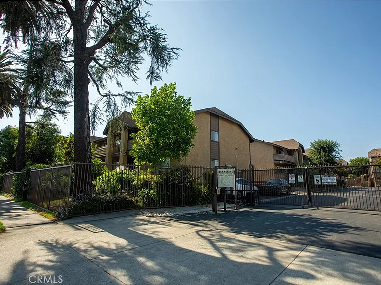 14835 Sherman Way #3 — Photo 18